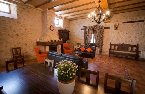 Belmonte Casa | Casa Rural Casona la Beltraneja