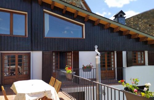 La Torre de Cabdella Chalet De Esquí | Casa rural con vistas en el corazón del Pirineo