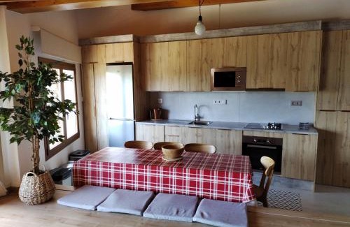 La Torre de Cabdella Chalet De Esquí | Casa rural con vistas en el corazón del Pirineo