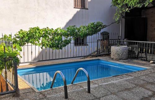 Tronchon Casa | Casa Rural Conesa I