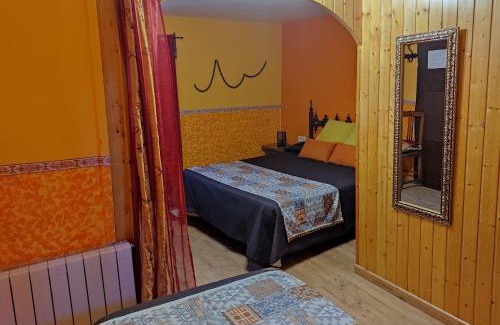 Tronchon Casa | Casa Rural Conesa I