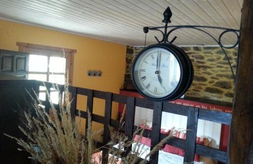 Robleda-Cervantes Casa | CASA RURAL El Refugio del Poeta