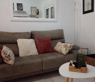 Setenil de las Bodegas Apartamento | Casa Rural "Entre Costuras"