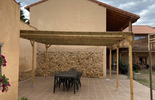 Llamas de la Ribera Cabaña | Casa Rural Villafranca