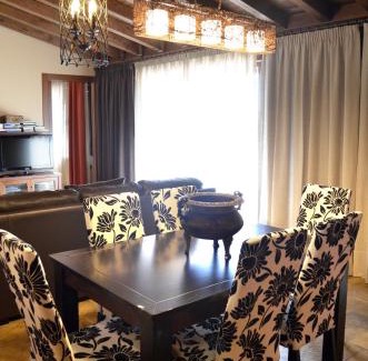 San Martin del Castañar Villa | CASA RURAL VERSOS
