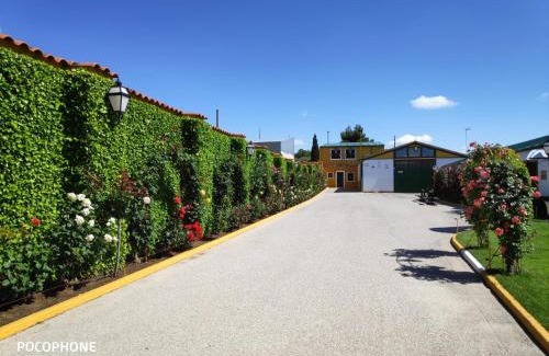 Santa Cruz de la Zarza Apartamento | Casa Rural con Piscina, Celebración Eventos y Bodas Cerca de Madrid