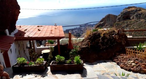 Santa Cruz de Tenerife Casa | Casa rural Alessia with jacuzzi ,garden & swimming pool