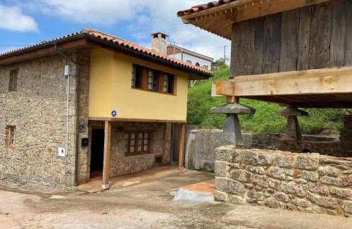 Suares Chalet De Esquí | Casa Rural Kiko Asturias CA-AS-4727