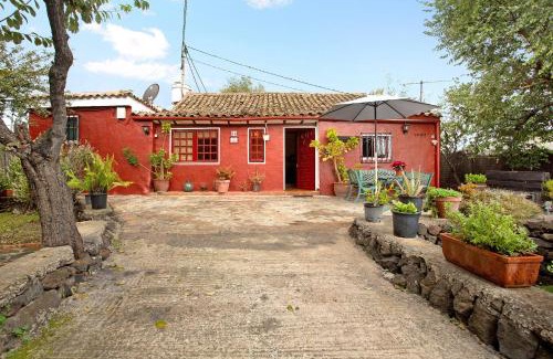 Vega de San Mateo Chalet De Esquí | Casa Rural La Asomada