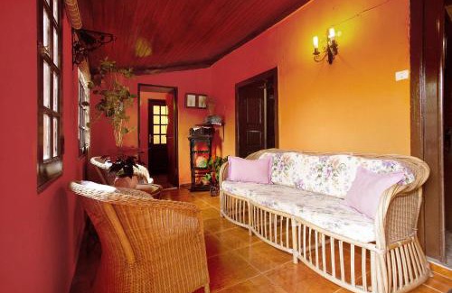 Vega de San Mateo Chalet De Esquí | Casa Rural La Asomada