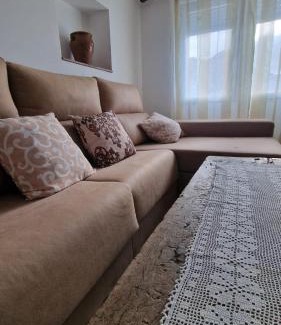 Benquerencia de la Serena Casa | Casa Rural La Abuela Roja
