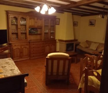 Navalguijo Casa | Casa Rural La Cerra