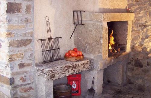 Linares de Riofrío Casa | Casa Rural La Cuadraá