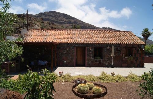 Santa Lucia Casa | Casa Rural La Fuente de la Flora