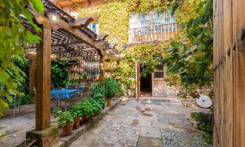 Galve Casa | Casa Rural La Yedra