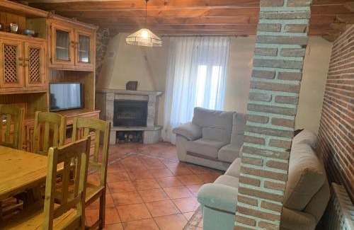 La Horcajada Casa | Casa Rural Los Tasajos