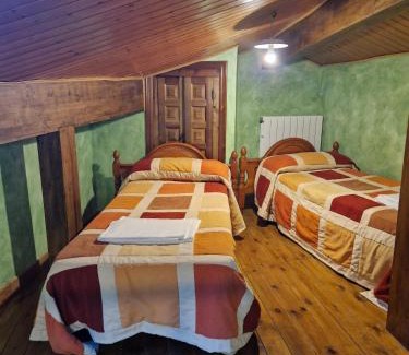 Valle de Santibanez Casa | Casa Rural Martínez