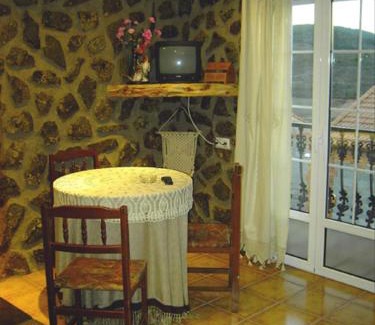 Bronchales Apartamento | Casa Rural Santa Barbara