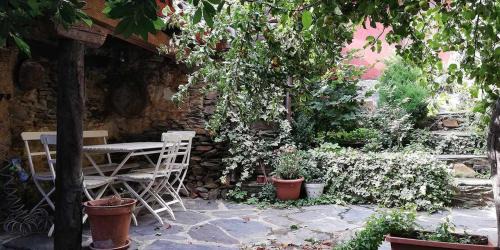 Pradena de Atienza Casa | Casa Rural Sobre Fábulas