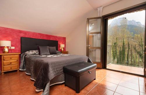 Puertolas Apartamento | Casa Rural Sofia Ordesa