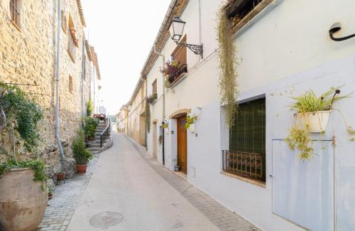 Benisili Casa | Casa rural Vall de Gallinera con Chimenea, piscina y jacuzzi DIANIA