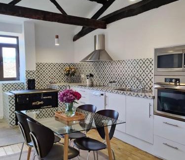 Entrimo Chalet De Esquí | Casa Rural Xures Lobios