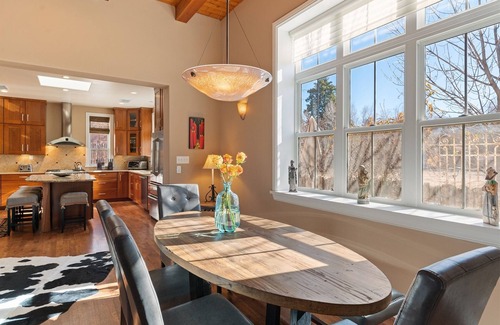 South Capitol Casa | Casa Sage - Unbeatable Location, Hot Tub