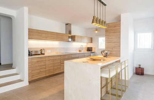 S'Algar Villa | Casa Salgar - Four Bedroom Villa, Sleeps 8