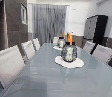 Bunol Apartamento | Casa Salvador, Escapada de Aventura y Relax en Buñol