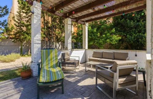 Navajas Casa | Casa San Rafael, magnífico chalet con gran jardín