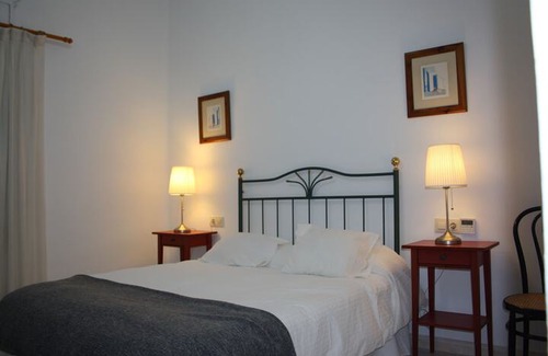 Navajas Hotel | Casa San Rafael magnífico chalet con gran jardín