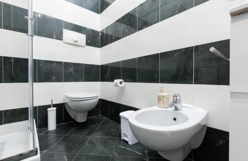 Monza Apartamento | Casa Sancarlino - 200mt Clinica Zucchi