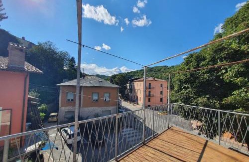 Apecchio Apartamento | Casa Sandra - Appartamento in Apecchio