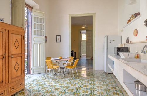 Barrio de Santiago Casa | Casa Santiago, paraíso colonial