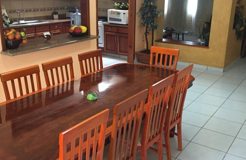 San Patricio Melaque Casa | Casa Seasons, una acogedora casa a tres cuadras de la playa