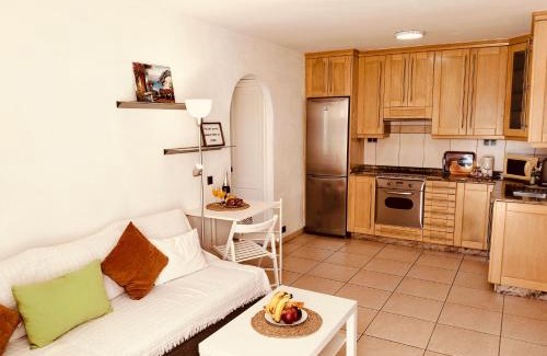 Mogan Apartamento | Casa Selene - Monsenor Apts