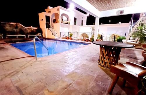 Loma de Guadalupe Cama Y Desayuno | Casa Serena Vista