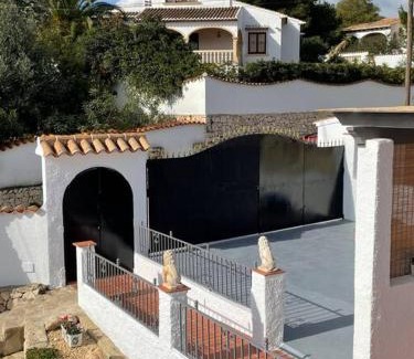 Balcon del Mar Villa | CASA SERENITA charming villa with swimming pool