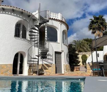 Balcon del Mar Villa | CASA SERENITA charming villa with swimming pool