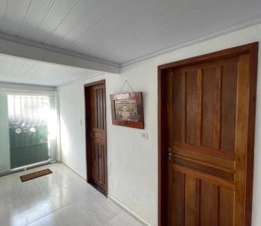 Mambucaba Casa | Casa Simples 2 Quartos Privada