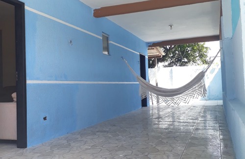 Guaratuba Casa | Casa Simples com Quiosque e Piscina