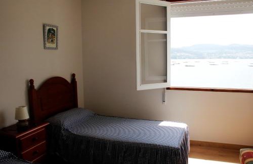 Raxo Apartamento | Casa sobre o mar A Ceboleira