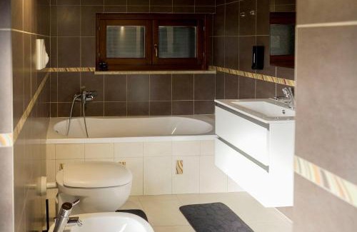 Pontecagnano Apartamento | Casa Soele appartamento 106 m2, 2 camere da letto, 6 posti letto, parcheggio privato gratuito