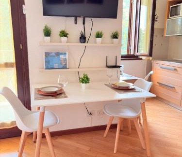 Villa Guardia Apartamento | Casa Sole, 10 minutes from Lake Como