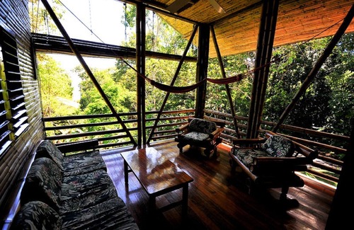 Puerto Jiménez Casa | Casa Sonrisa, Bamboo Beach House. 8 Premios del viajero, (ver también Casa Bambu)