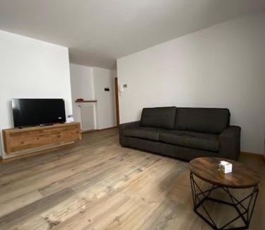 Isolaccia Apartamento | Casa Sosio Martinelli