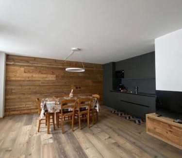 Isolaccia Apartamento | Casa Sosio Martinelli