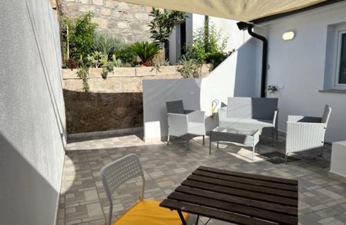 Sant'Antioco Apartamento | Casa Sylvia