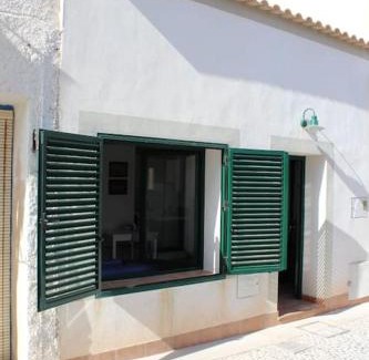 Nueva Tabarca Casa | CASA TABARCA , disfruta del mágico atardecer de la isla