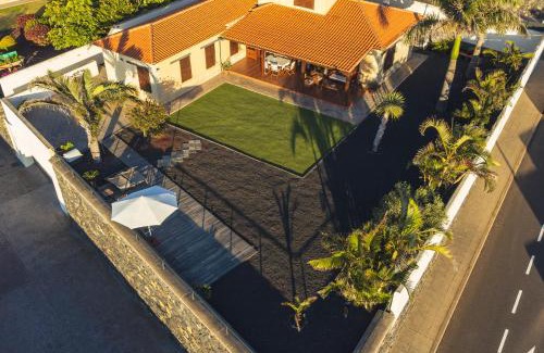 Juan Fernandez Casa | Casa Tagoro, facing the Ocean